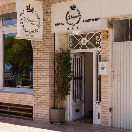 Unique 4-1 * Torrevieja