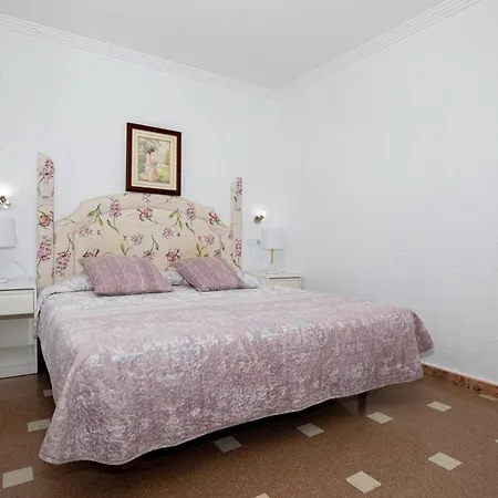 Unique 4-1 Aparthotel Torrevieja